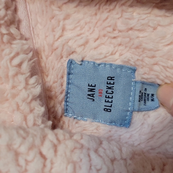 Jane and Bleeker pink teddy pullover women's medium - Picture 6 of 7